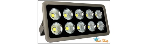 LED: PROYECTORES GRANDES ÁREAS